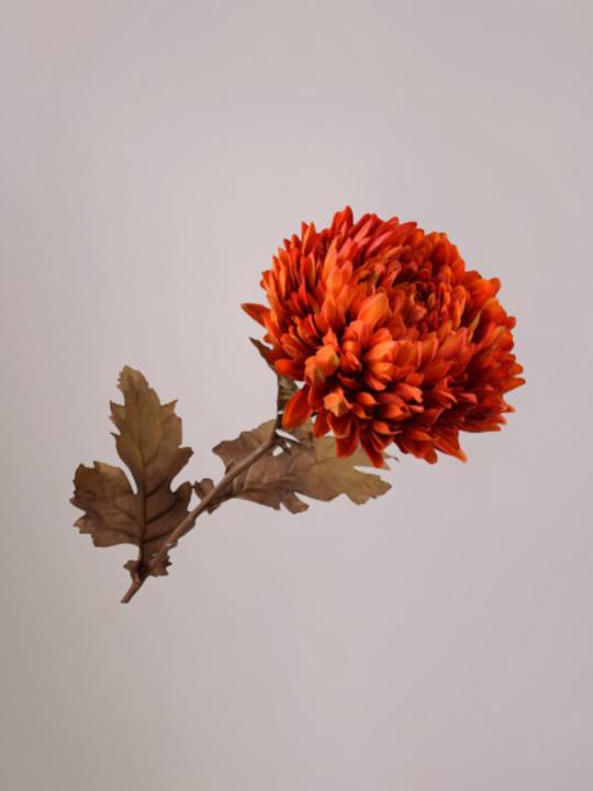 Silk-ka Chrysant steel oranje herfst 75 cm met volle bloem voor een warm en sfeervol herfstboeket.