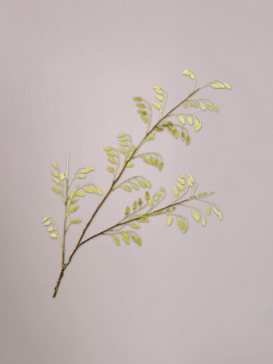 Silk-ka Gras Tak groen van 113 cm als levensechte zijden kunsttak met groene grassprieten in een stijlvolle vaas.