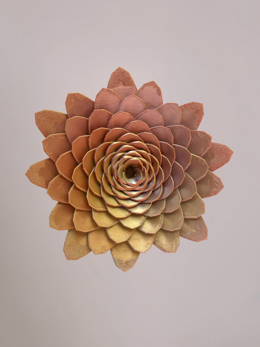3D wandbloem dahlia goud koper zilver – luxe wanddecoratie met diepte