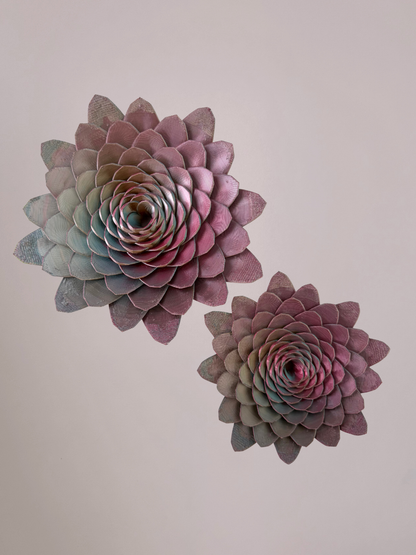 3D wandbloem dahlia rood paars goud – sfeervolle wanddecoratie