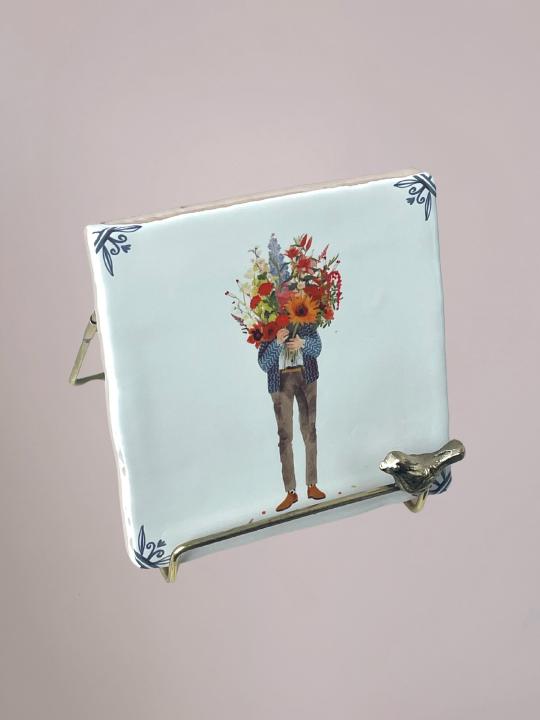 StoryTiles tegeltje All You Need Is… Flowers 10x10 cm – origineel Vaderdag cadeau met bloemen en warme nostalgische uitstraling