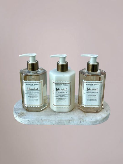 Atelier Rebul Golden Hour shower gel in stijlvolle verpakking voor een luxe douche-ervaring