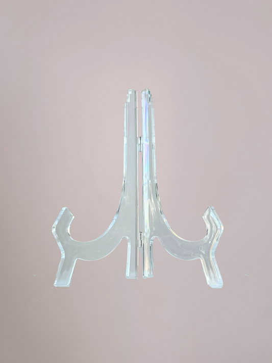 Doorzichtige standaard voor grote wandborden, acryl displayhouder voor het rechtop presenteren van decoratieve bordenSelect 86 more words to run Humanizer.
