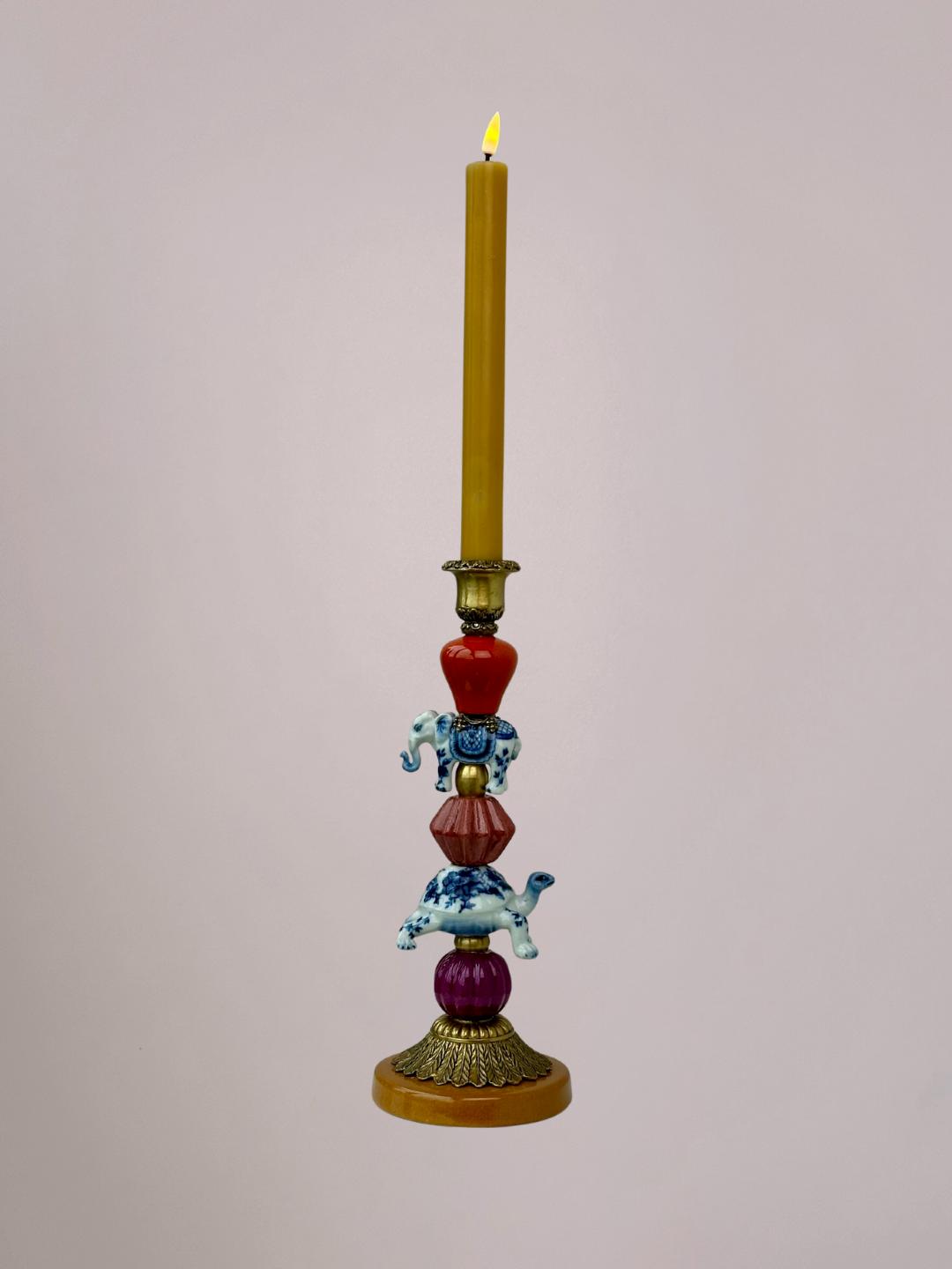 Kleurrijke Kandelaar