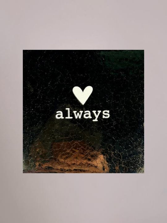 Yett Agenturen tegeltje Always in glanzend goud met beige hartje