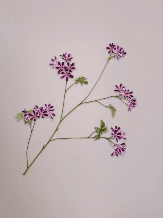 Geranium kunsttak paars gemeleerd 94 cm van Silk-ka met volle bloemen