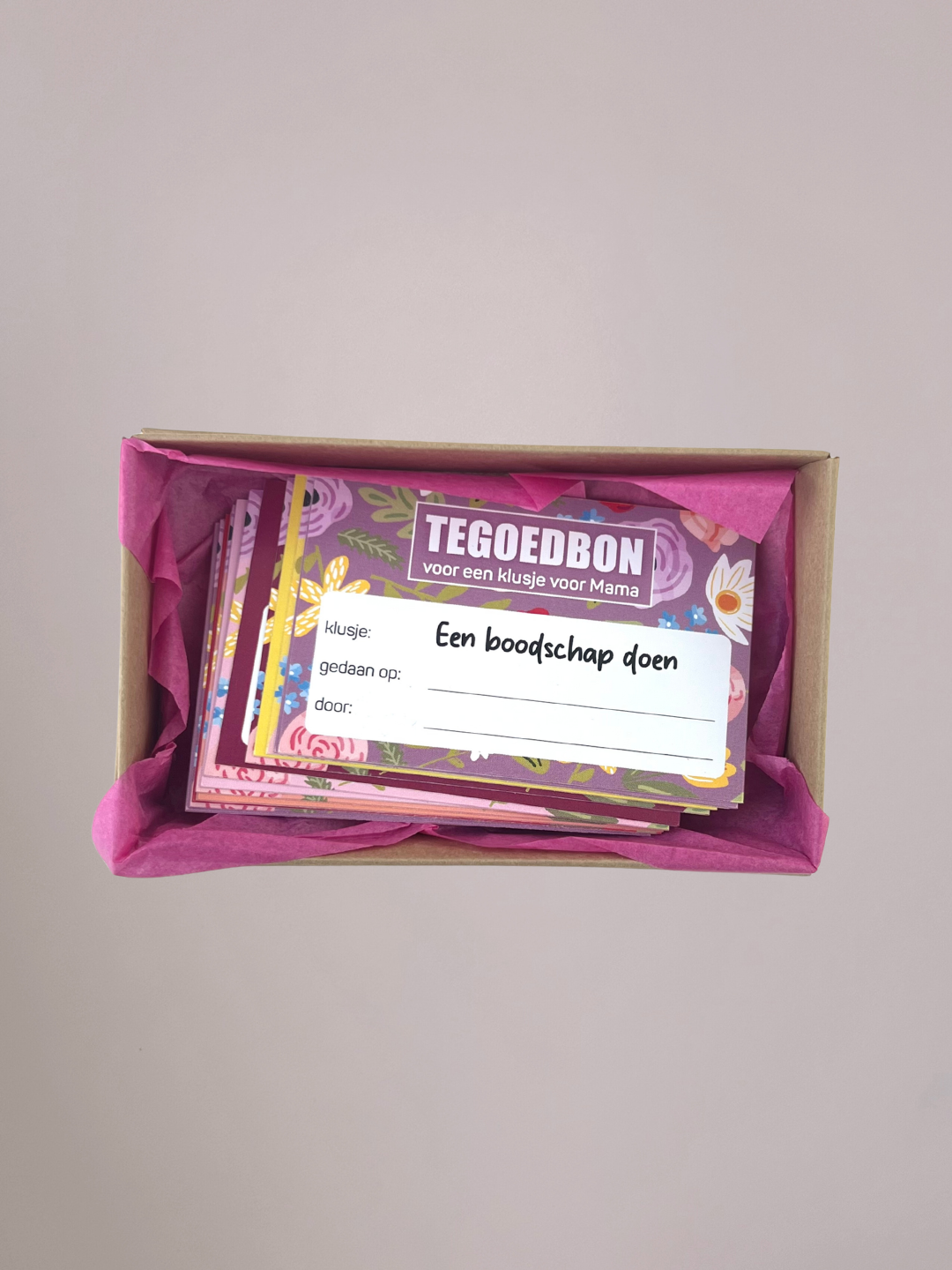 Moederdag tegoeddoosje met bonnen voor klusjes, ideaal om je moeder te verrassen.