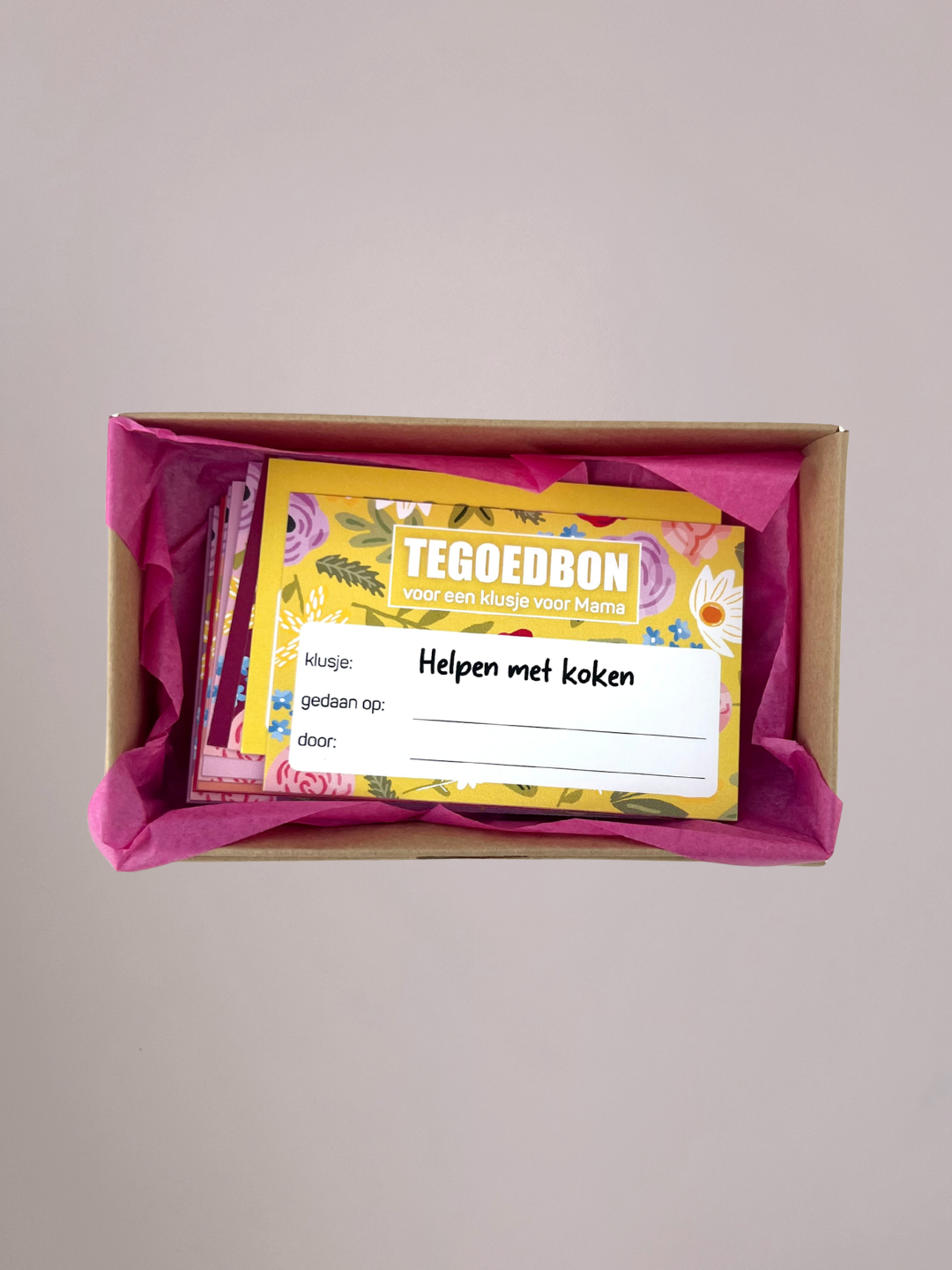 Moederdag tegoeddoosje met bonnen voor klusjes, ideaal om je moeder te verrassen.
